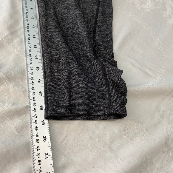 Tuff Athletics Women's Heather Black Yoga Capri Legging Pants Size X-Large - Picture 9 of 11